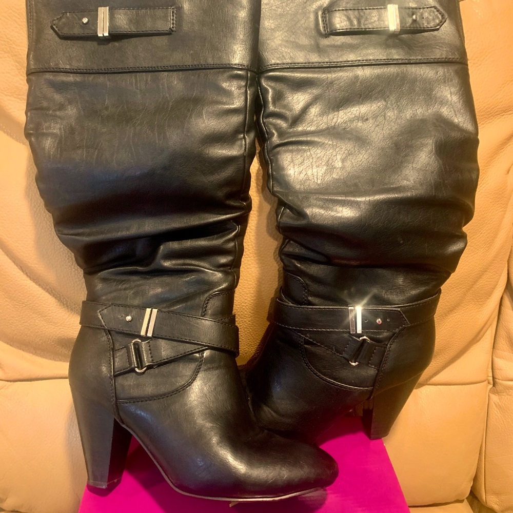 Rampage Boots-Size 8.5